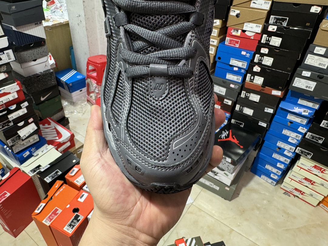 New Balance NB 1906R